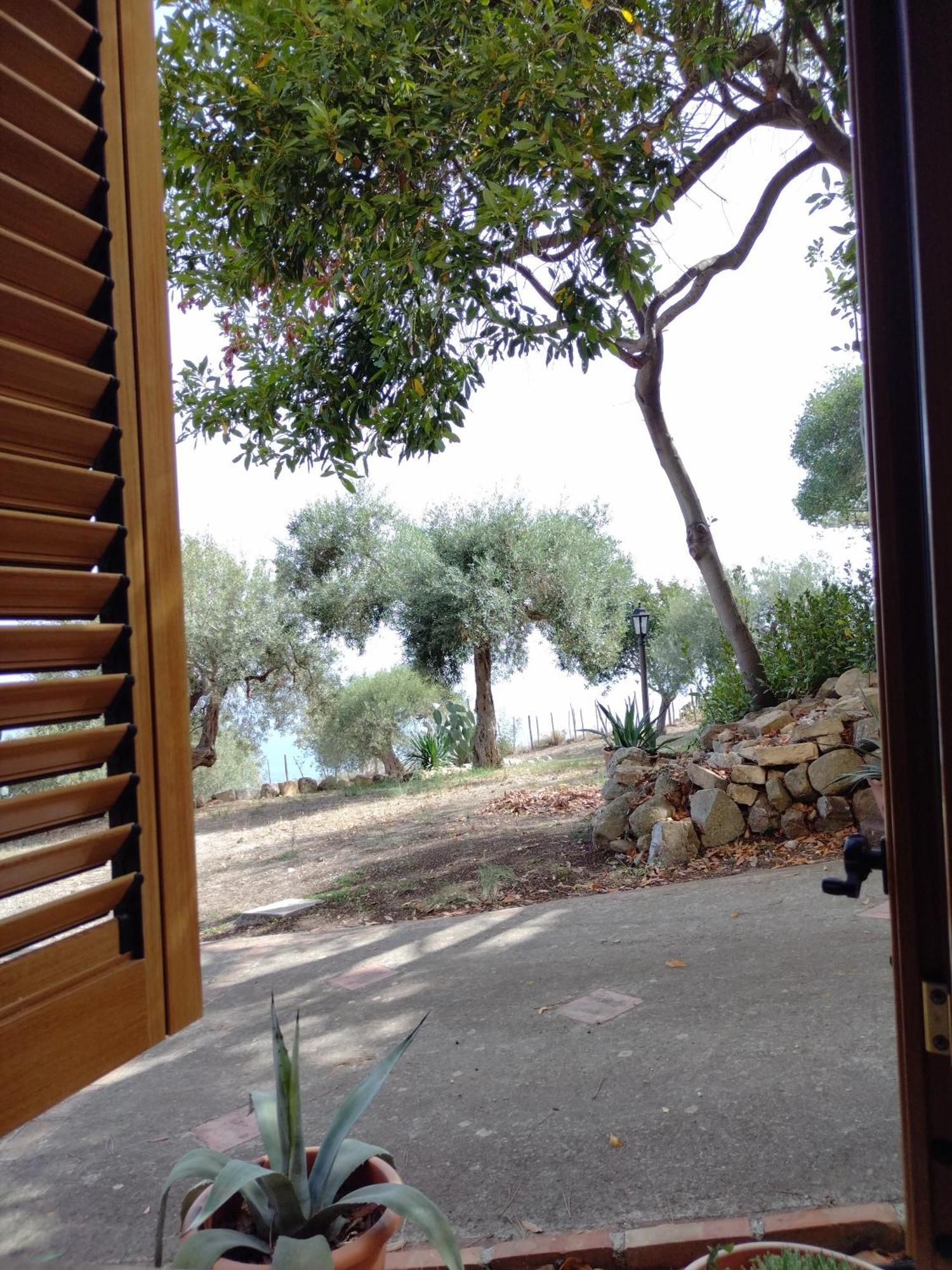 A Casa Di Peppino Villa Greco Tindari Exterior photo